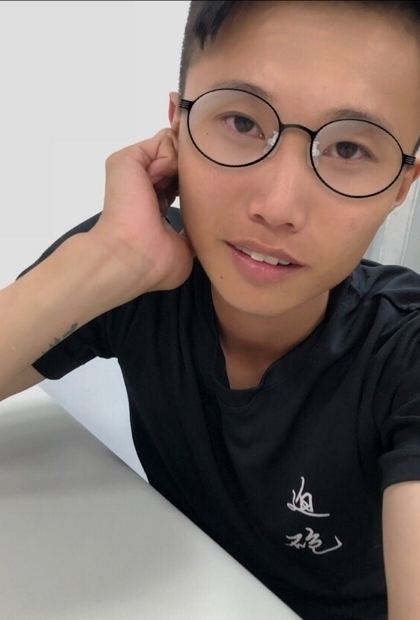 璨名的第一张照片--基隆闪婚服务中心