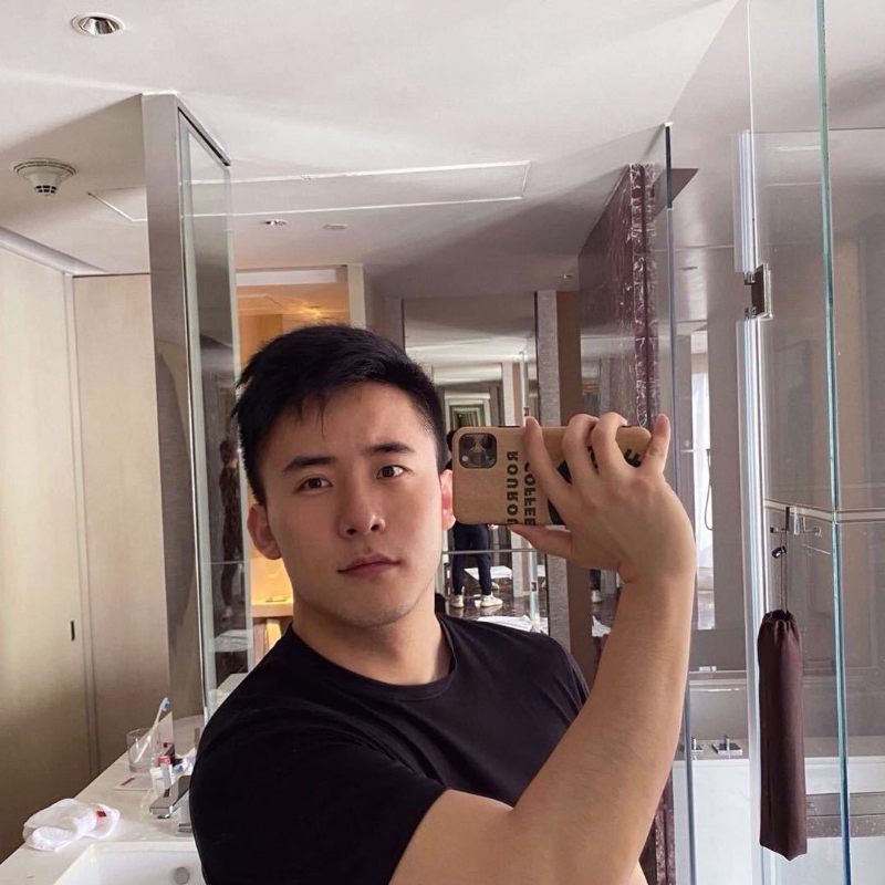 俊杰的第一张照片--基隆闪婚服务中心