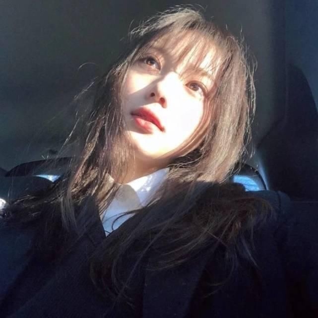 刘雅的第一张照片--基隆闪婚服务中心
