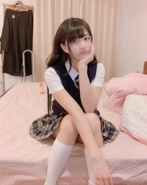 阿小婉的第一张照片--基隆闪婚服务中心