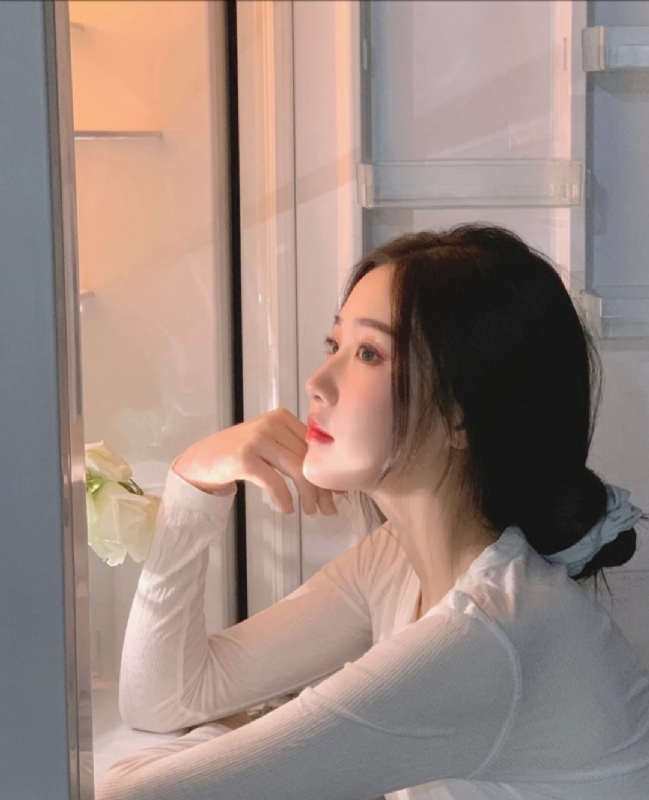風吹過臉頰的第一张照片--基隆闪婚服务中心