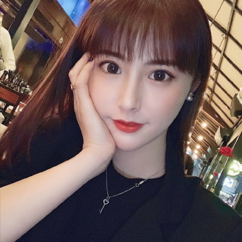 思彤的第一张照片--基隆闪婚服务中心