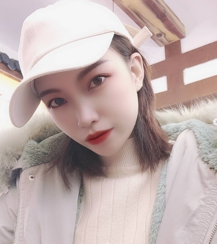 小婉的第一张照片--基隆闪婚服务中心