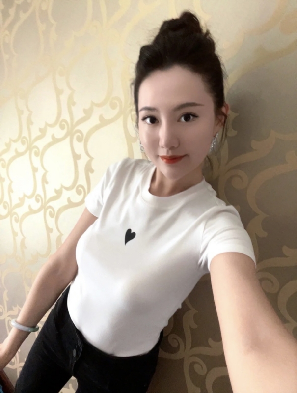 雨熙的第一张照片--基隆闪婚服务中心