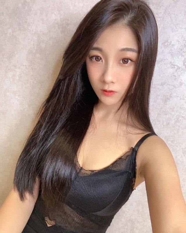 陳雅的第一张照片--基隆闪婚服务中心