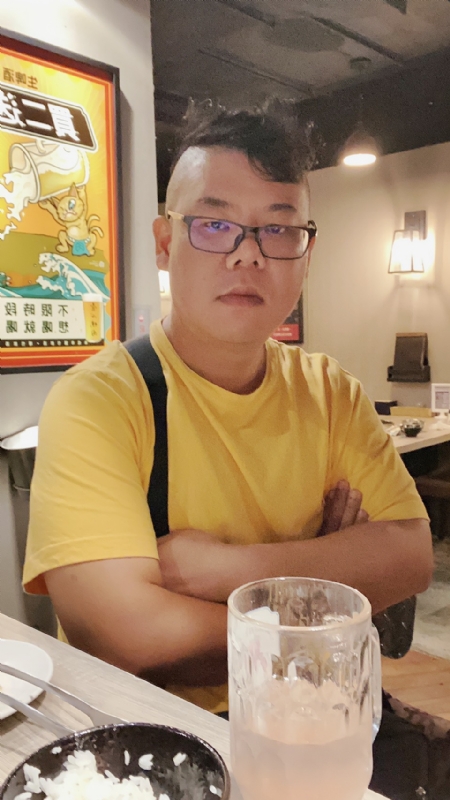 公爵的第一张照片--基隆闪婚服务中心