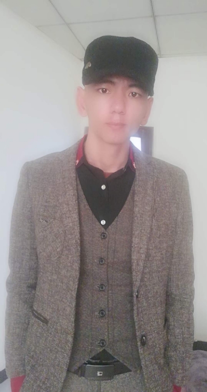 大叔的生活的第一张照片--基隆闪婚服务中心